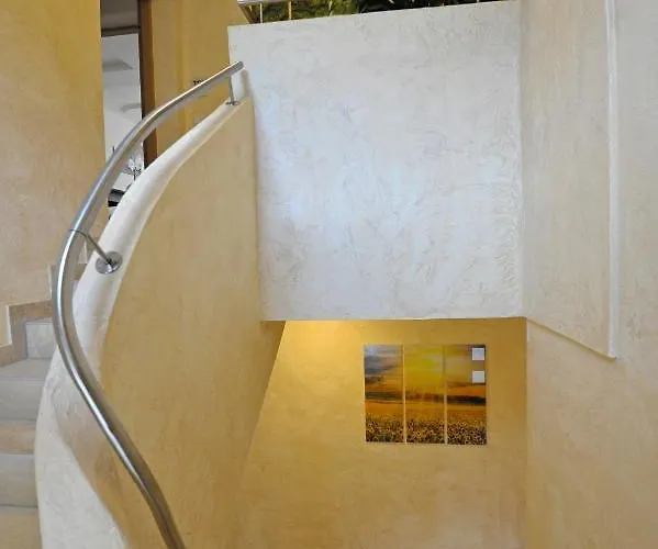 Sunshine - Great Mountain View *