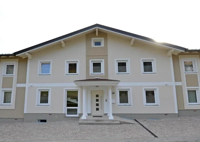 Sunshine - Great Mountain View سخلادميخ